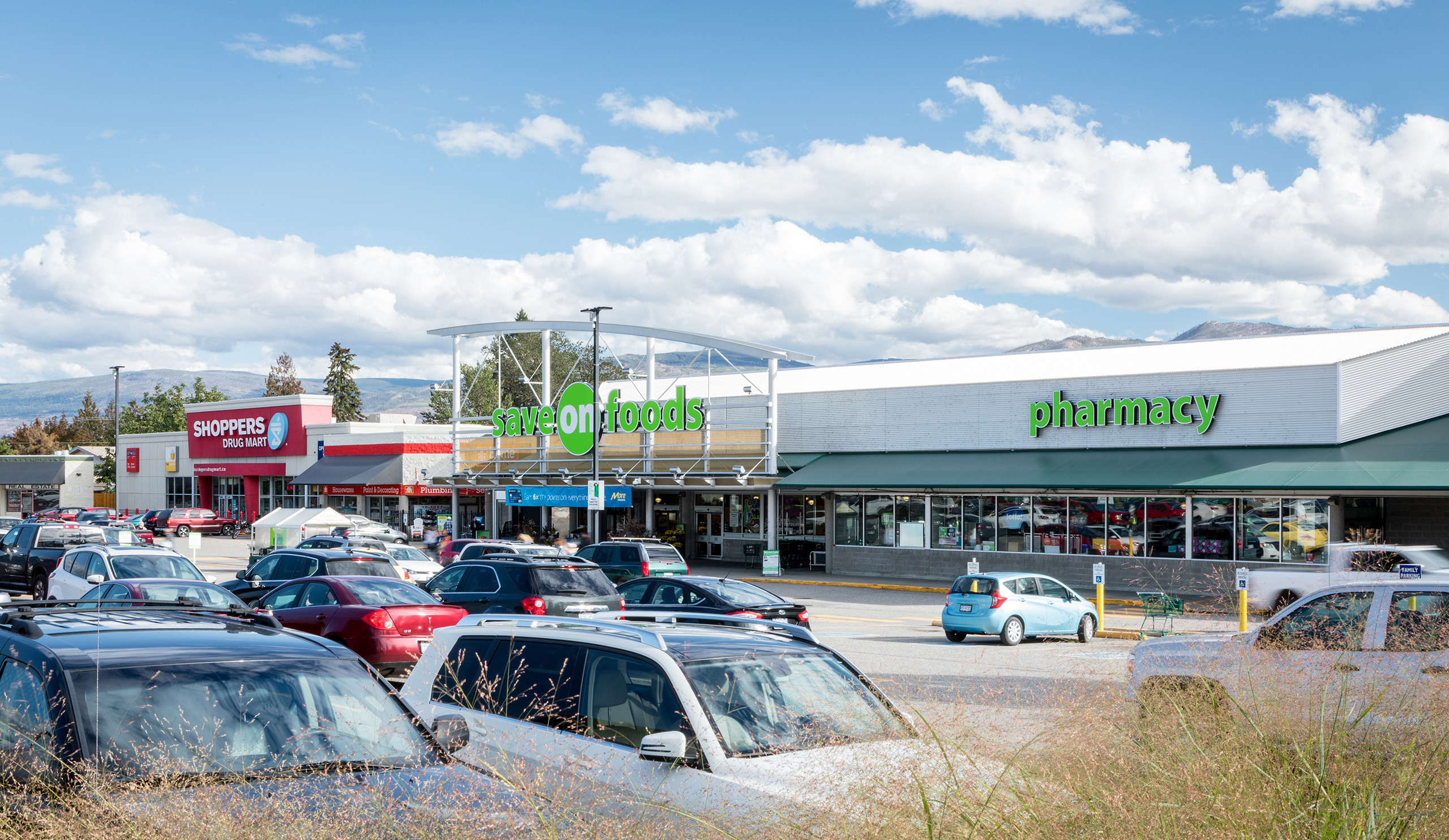 westbank towne center exterior image